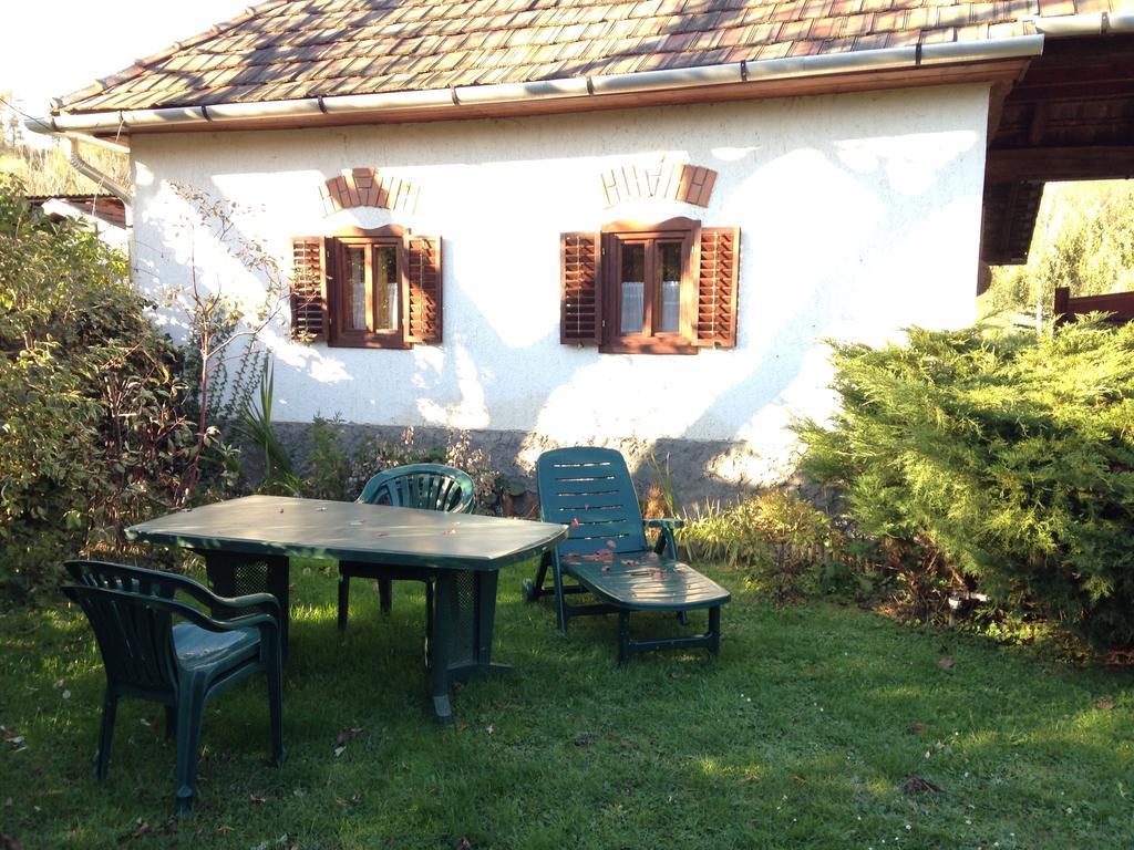 Hotel Acs Kuria Bodony Exterior foto